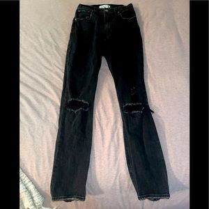 Abercrombie Ultra High Rise Straight Ankle Jean, Black, 00/24